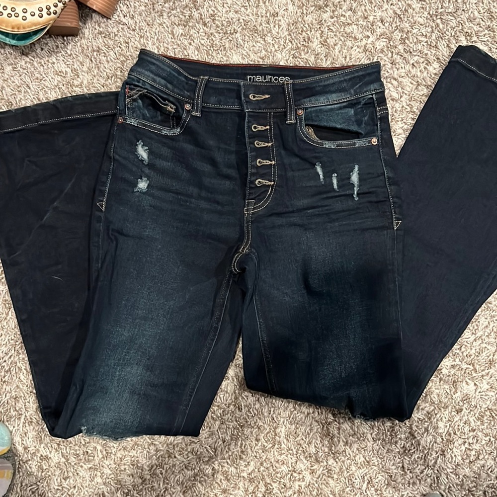 Maurice’s flared jeans. Worn once. Size 6.